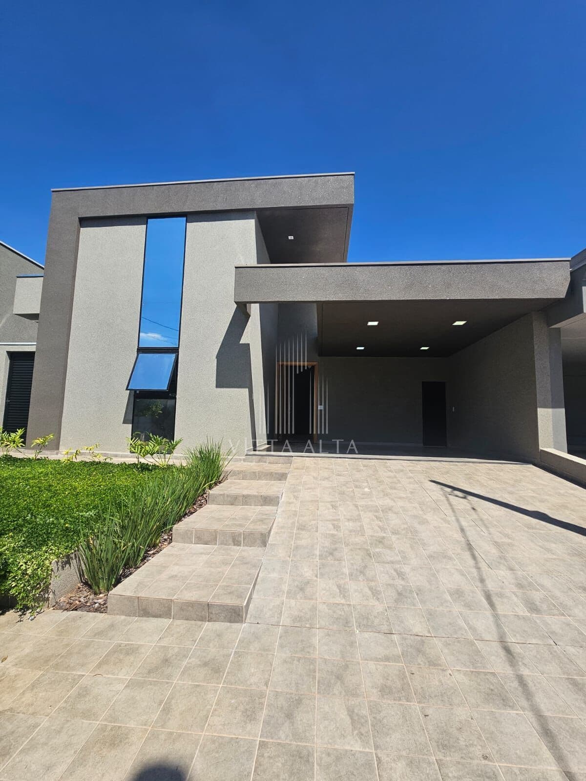 Casa Alto Padrão 3 suítes - Village La Montagne