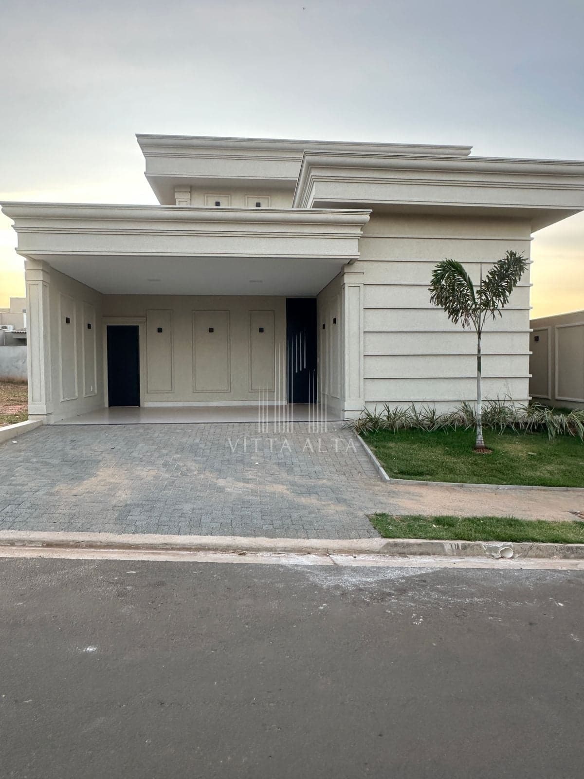 Casa Alto Padrão no Condomínio Maria Júlia