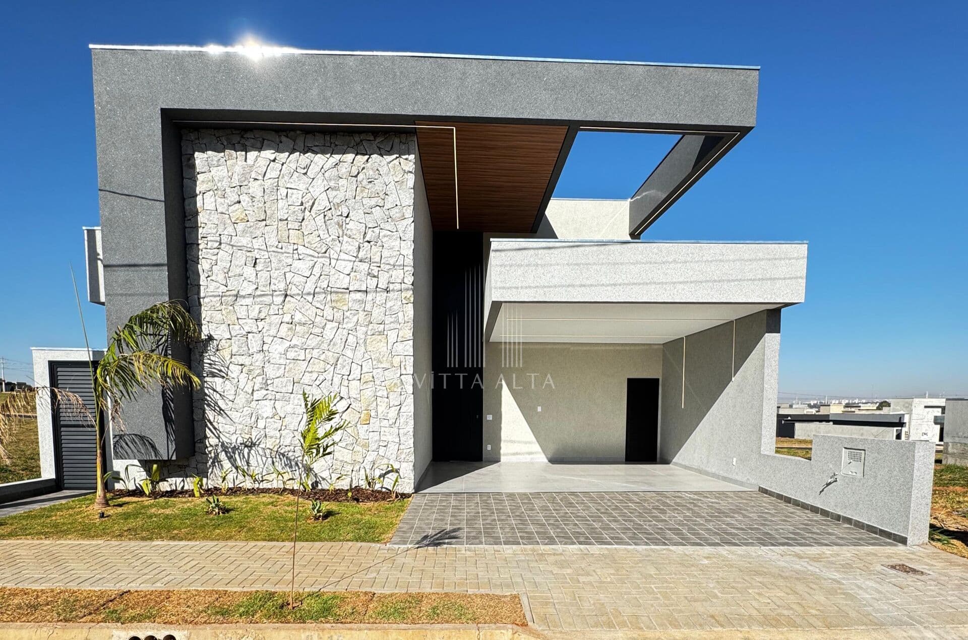 Casa Alto Padrão - Condomínio Quinta do Lago II