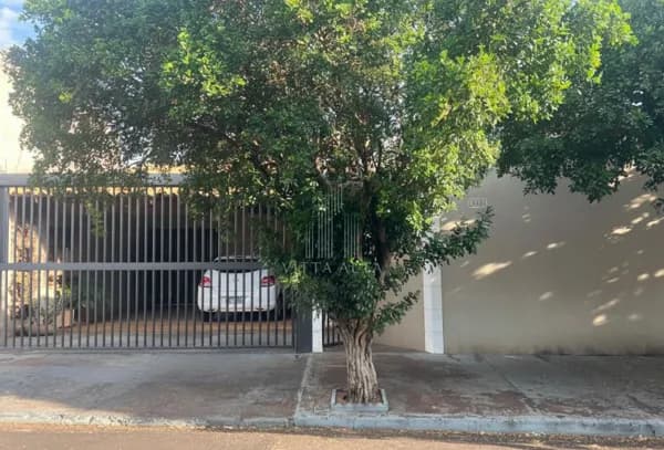 🏡 Casa Ampla e Aconchegante à Venda – Jardim Caparroz | São José do Rio Preto/SP