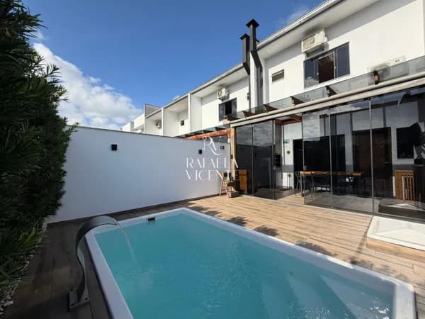 Casa em Joinville - Saguaçu