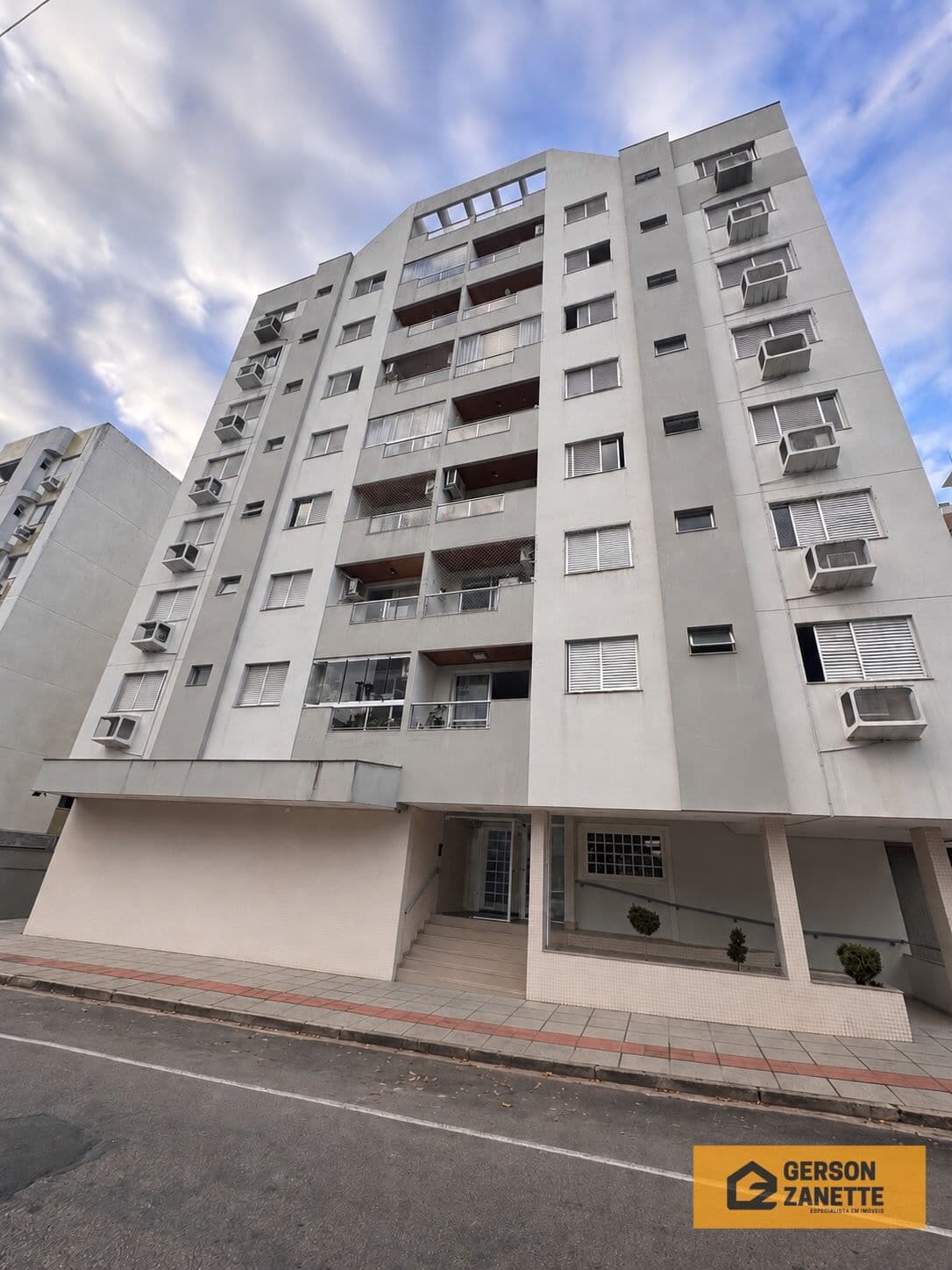Apartamento Padrão - Residencial Costa Dourada - Bairro Comerciário -Criciúma -SC