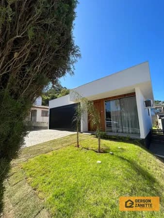 Casa Alto Padrão - B. Mina Brasil - Criciúma- SC