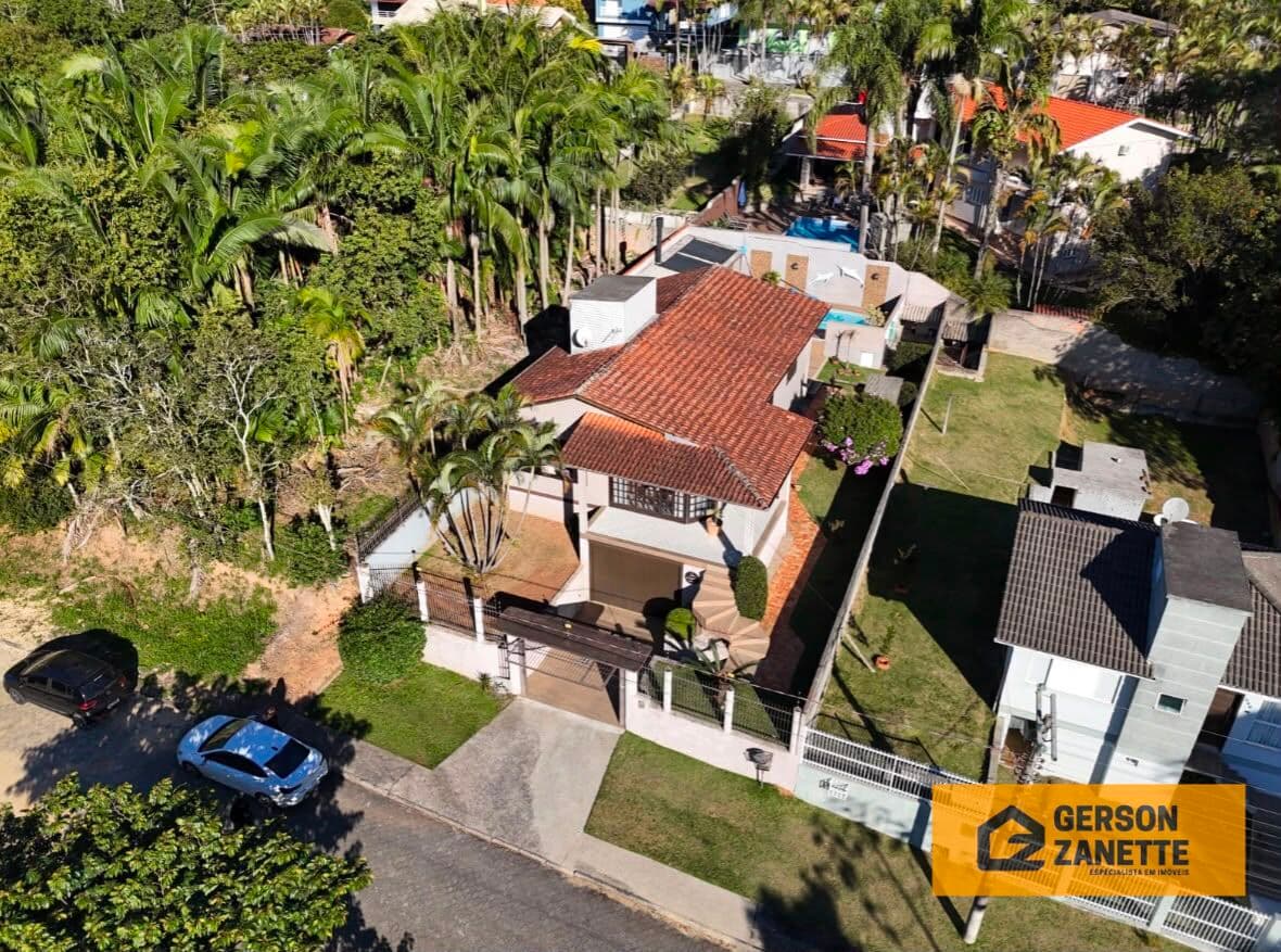 Casa Padrão - Bairro São Luiz -Criciúma-SC