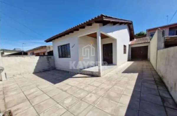 Casa em Cachoeirinha - Vila Bom Princípio