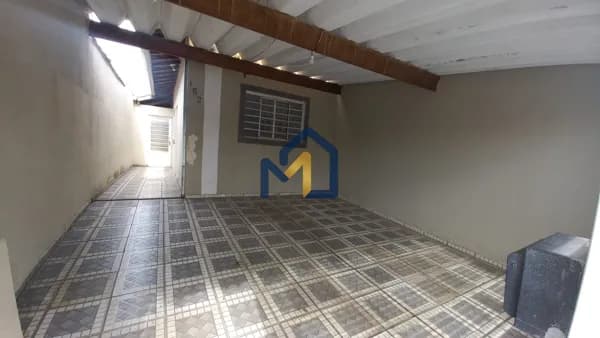 CASA À VENDA NO MOTORAMA COM 60M², 2 DORMITÓRIOS E QUINTAL