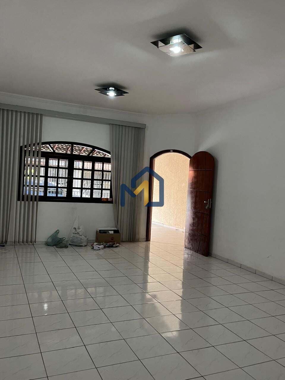 SOBRADO À VENDA NO BOSQUE DOS IPÊS COM 206M² E 3 DORMITÓRIOS