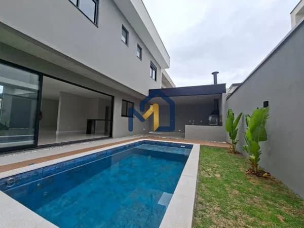 SOBRADO DE ALTO PADRÃO À VENDA NO CONDOMÍNIO ARUANÃ COM 256,73M² E 4 SUÍTES