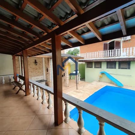 Sobrado para Locação na Av. Cidade Jardim – 4 Dormitórios com Piscina no Jardim Satélite