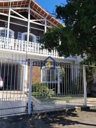 CASA À VENDA NO JARDIM DAS INDÚSTRIAS SJC 222M² COM 3 DORMITÓRIOS E VISTA LIVRE