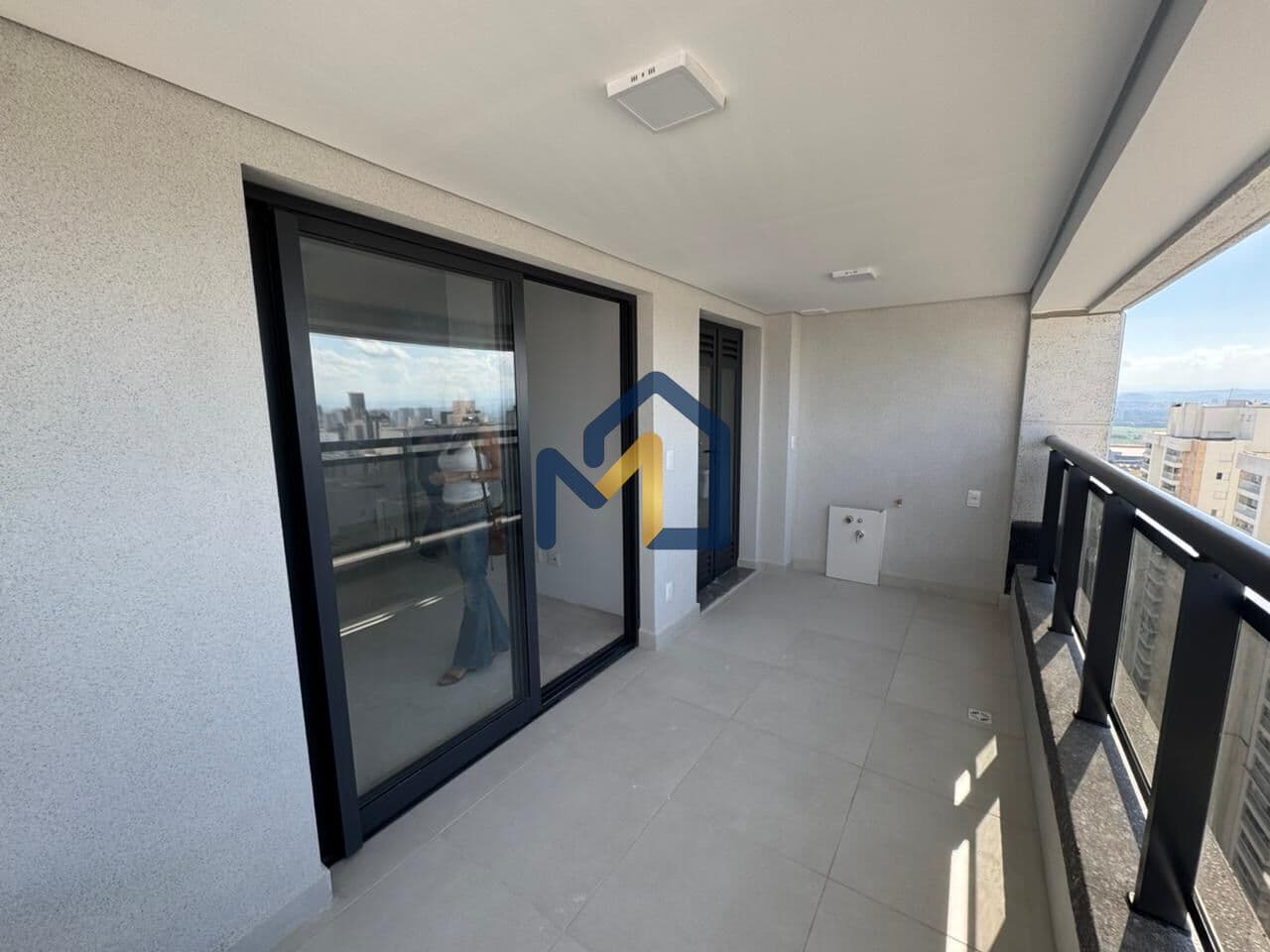 APARTAMENTO À VENDA NO QUADRIA JARDIM AQUARIUS 45M² COM 1 DORMITÓRIO