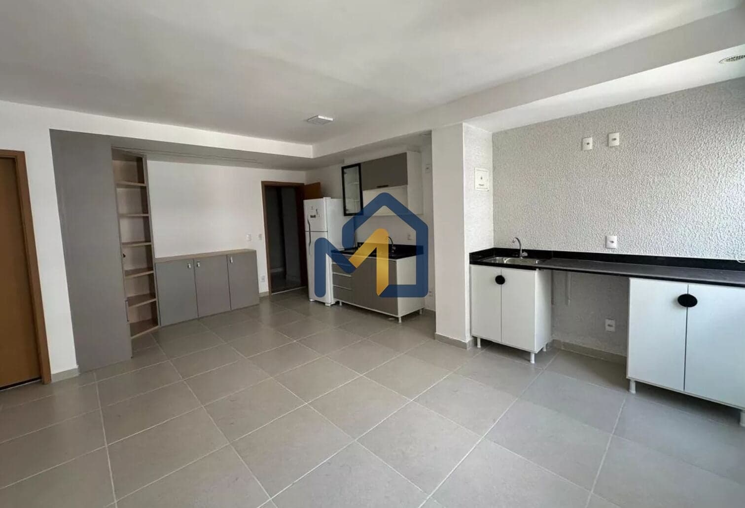 APARTAMENTO PARA LOCAÇÃO NO CONDOMÍNIO MORIAH COM 50M², SUÍTE E 2 VAGAS