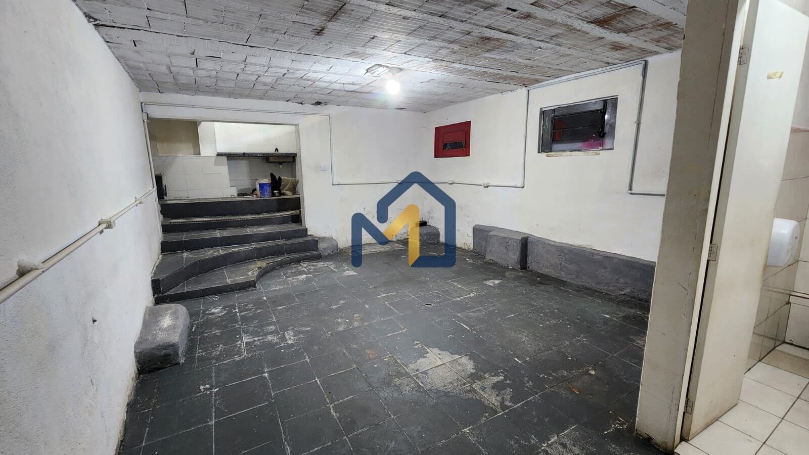 PONTO COMERCIAL PARA LOCAÇÃO NA ZONA OESTE DE SÃO JOSÉ DOS CAMPOS COM 200M²