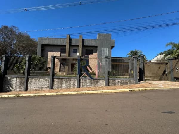 Casa em Carazinho - Centro