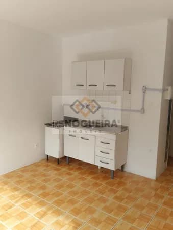 Apartamento para locação anual a 350m da praia!