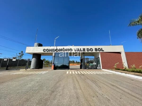 Terreno em Condomínio VALE DO SOL