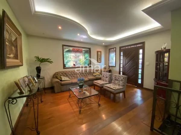 Casa em Belo Horizonte - Álvaro Camargos