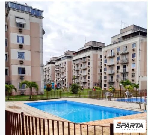 Apartamento em Lauro de Freitas - Centro