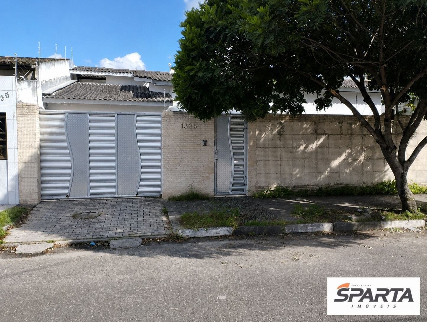 Casa em Feira de Santana - Santa Mônica