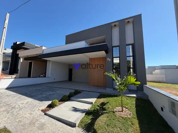 Casa Alto Padrão em Residencial Jardim do Jatobá, Hortolândia/SP