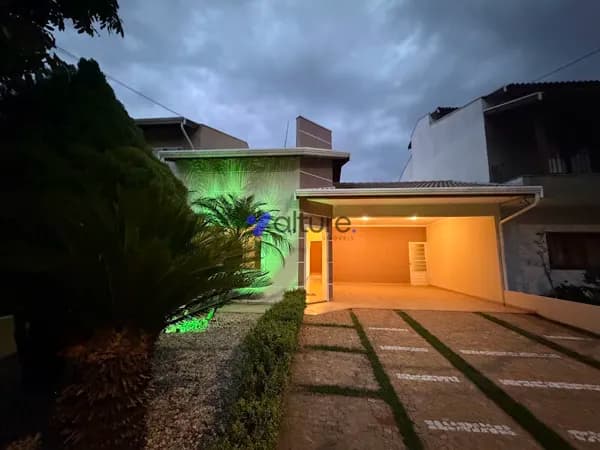 Casa de Condomínio em Paulínia - Cascata