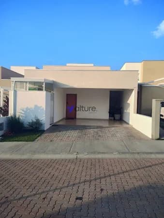 Casa de Condomínio em Paulínia - Saltinho