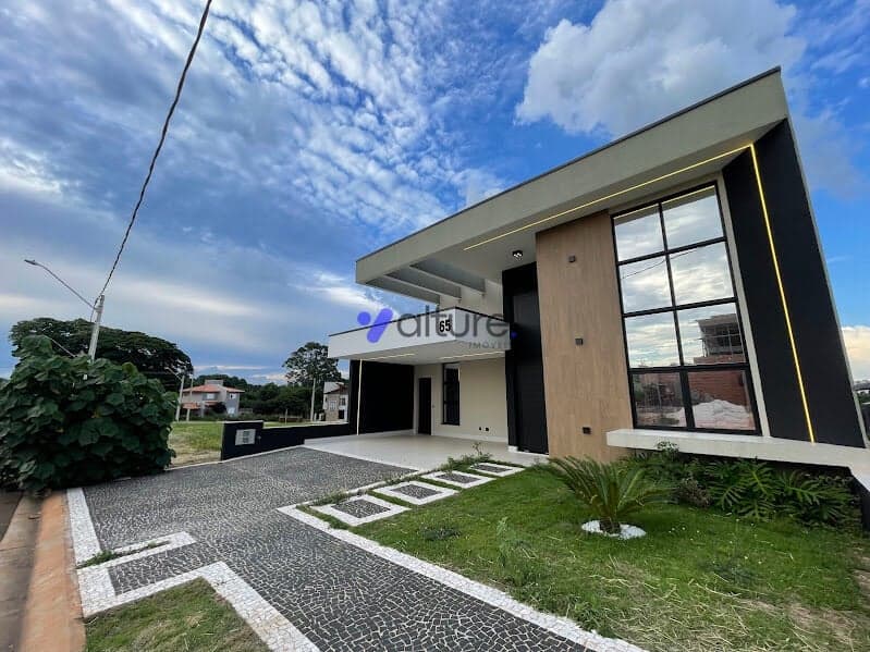 Casa de Condomínio em Paulínia - São Domingos