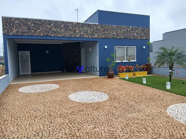Casa de Condomínio em Paulínia - Cascata