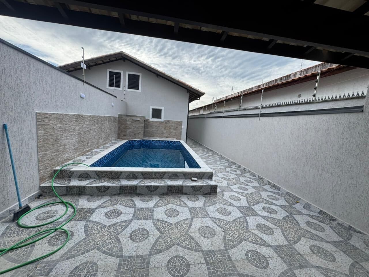 Casa em Itanhaém - Jardim São Fernando