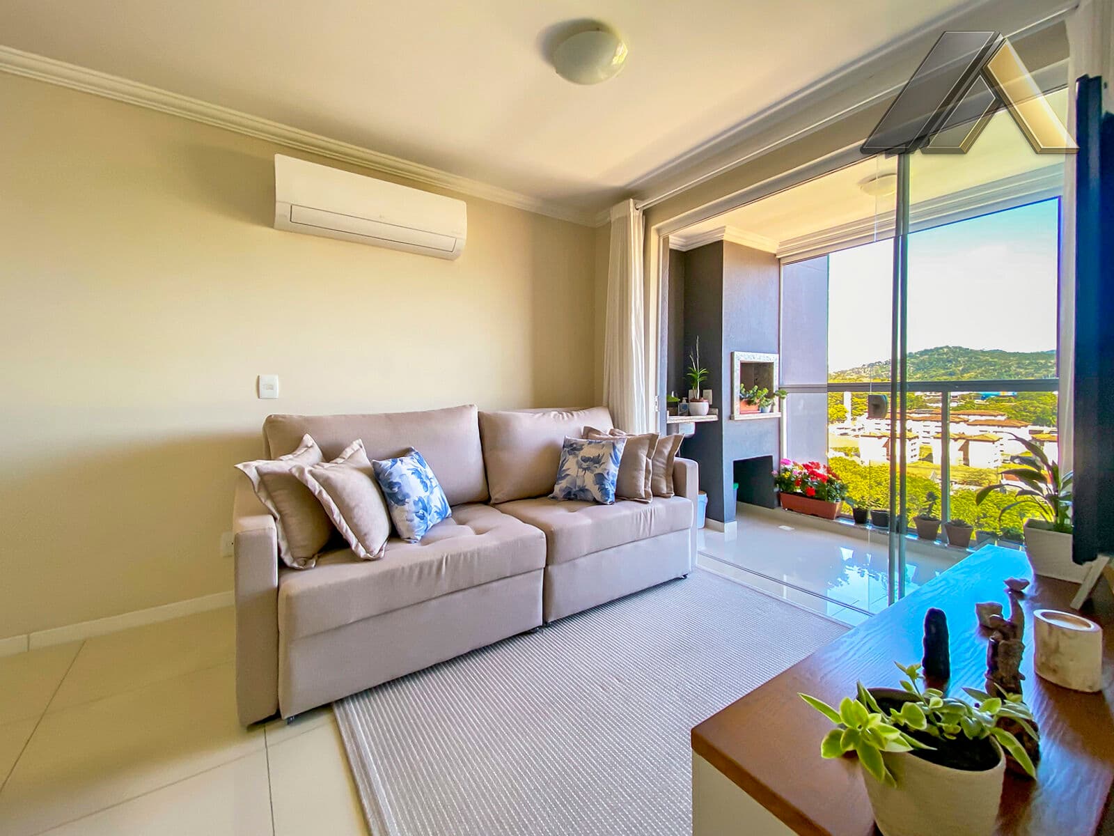 Apartamento 3 dormitórios Bairro Água Verde