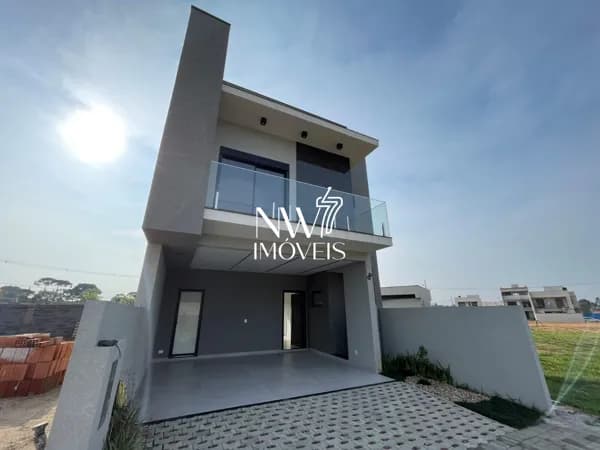 CASA EM CONDOMINÍO FECHADO