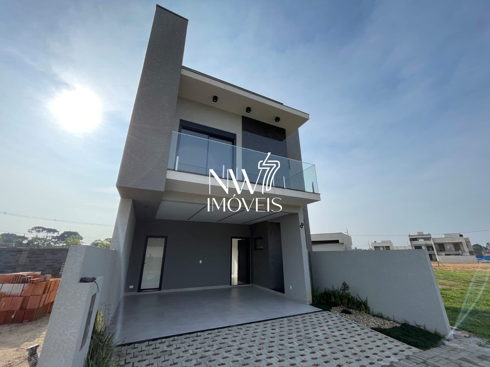 CASA EM CONDOMINÍO FECHADO