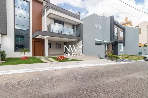 Casa em Condomínio em Uberaba, Curitiba/PR