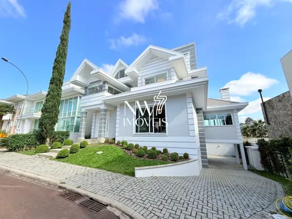 Casa em Condomínio em Uberaba, Curitiba/PR
