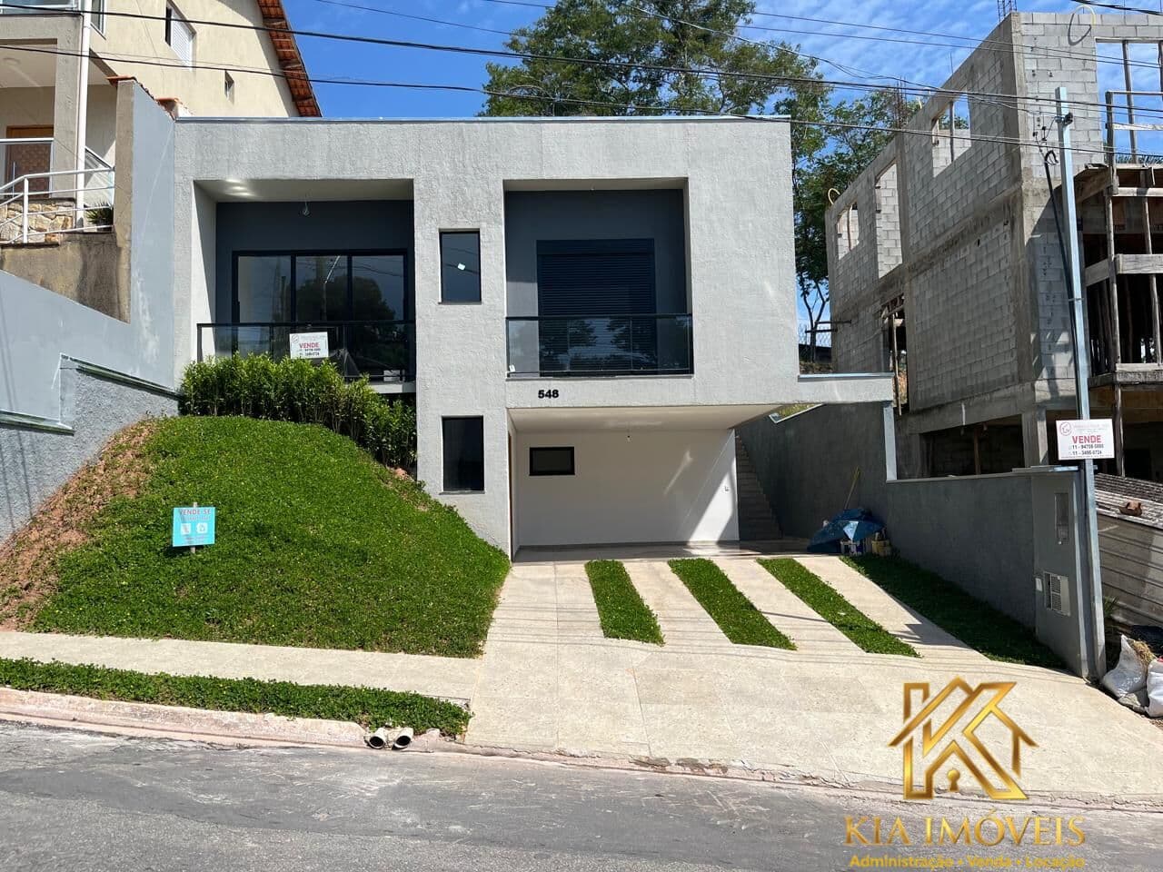 Casa à Venda em Condomínio Fechado – Parque das Rosas Fase 2 | Cotia