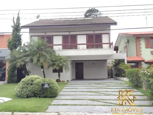 Casa para Locação em Aldeia da Serra | 3 Suítes | Piscina | Churrasqueira | R$ 10.500