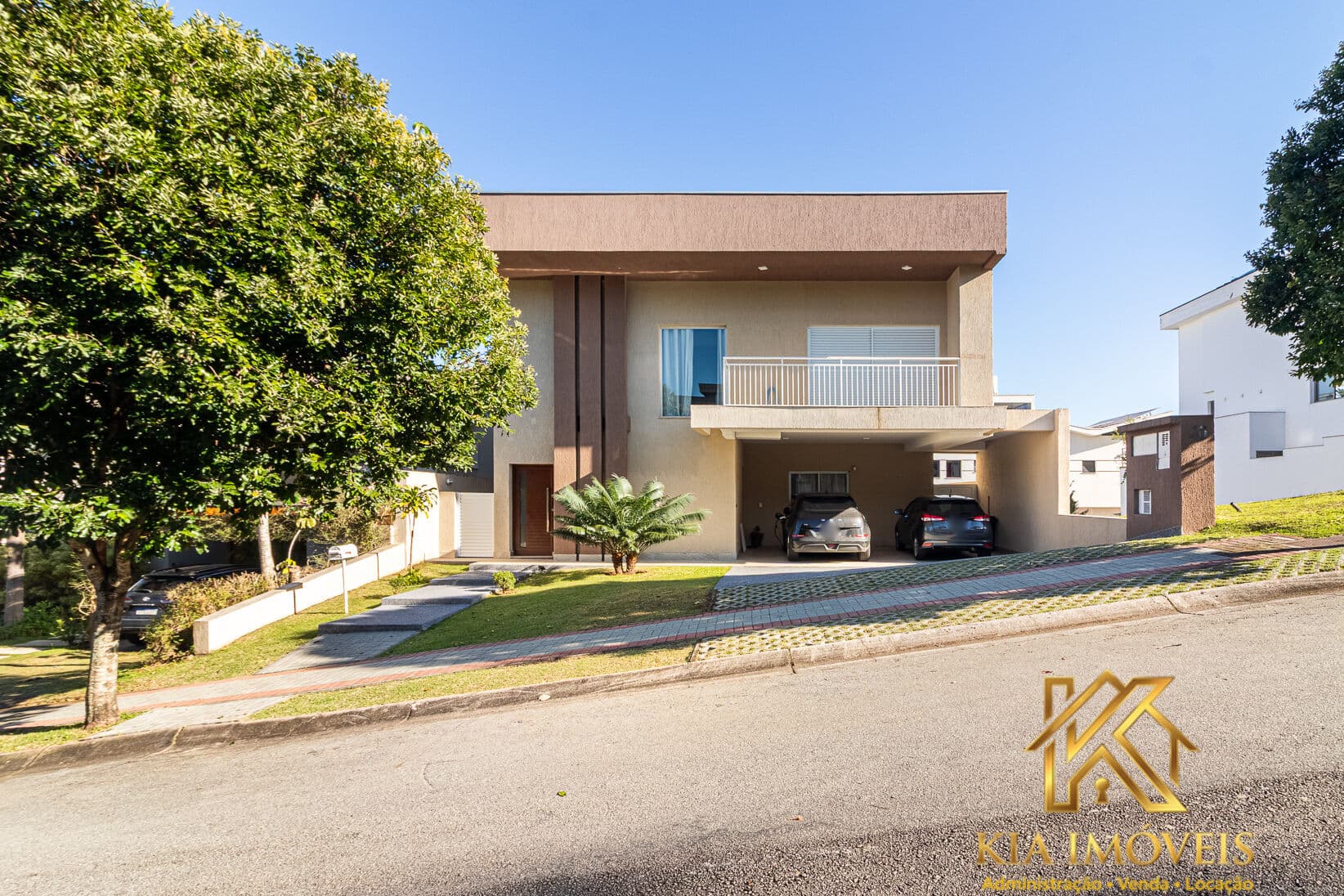 Casa à Venda no Residencial Itahyê – Santana de Parnaíba | Alto Padrão com Vista Permanente para a Reserva