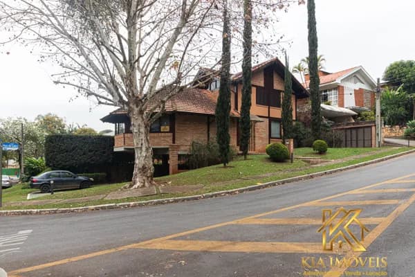Casa de Alto Padrão à Venda e Locação | Alphaville Residencial 1 | 527 m² | 4 Suítes