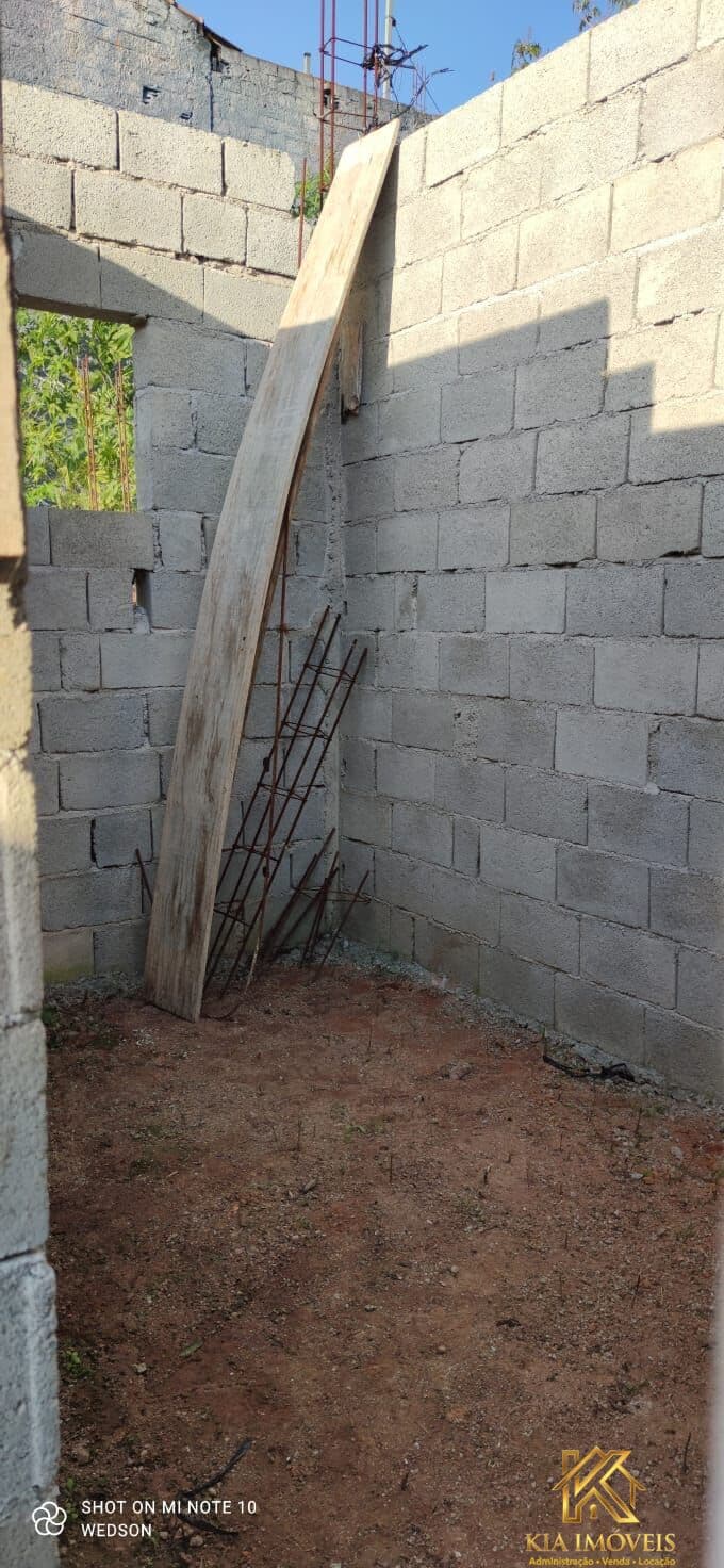 Casa/Terreno à Venda no Residencial das Flores