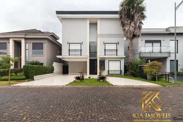 Casa de Alto Padrão para Locação no Tamboré 11