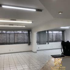 Sala Comercial para Locação na Av. Netuno – Alphaville | Ampla e Bem Localizada