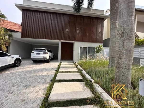 Casa de Alto Padrão à Venda – Residencial 10 | Alphaville