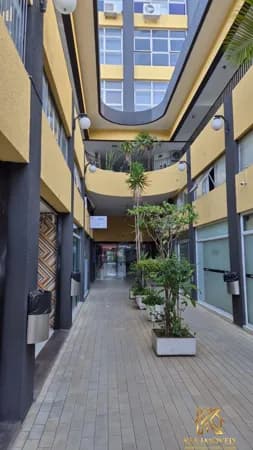 Conjunto Comercial Mobiliado à Venda
