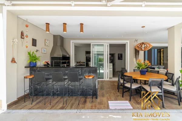 Casa de Alto Padrão à Venda no Residencial Itahyê – Alphaville | Santana de Parnaíba