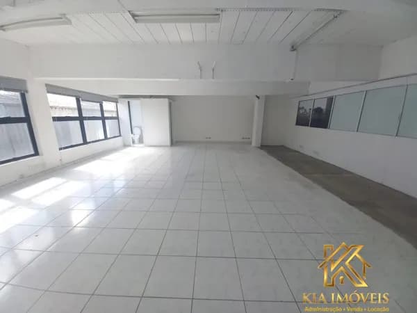 Loja Comercial 267m² em Alphaville | Esquina Premium | 6 Vagas