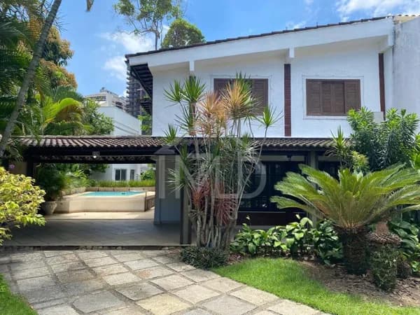 Casa de Condomínio em Rio de Janeiro - Barra da Tijuca