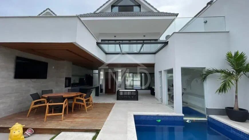 Casa de Condomínio em Rio de Janeiro - Recreio dos Bandeirantes