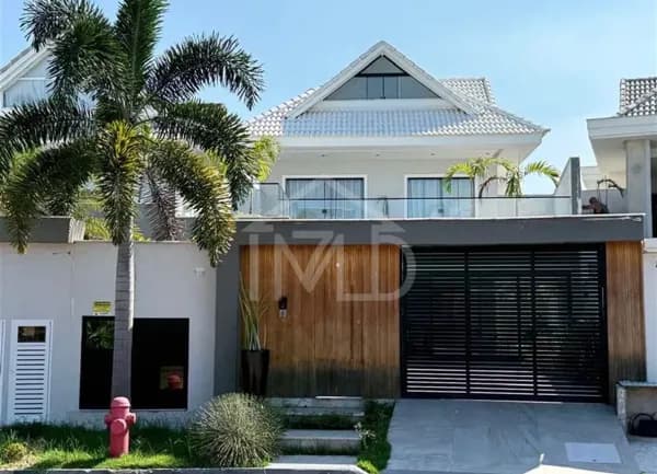 Casa de Condomínio em Rio de Janeiro - Recreio dos Bandeirantes
