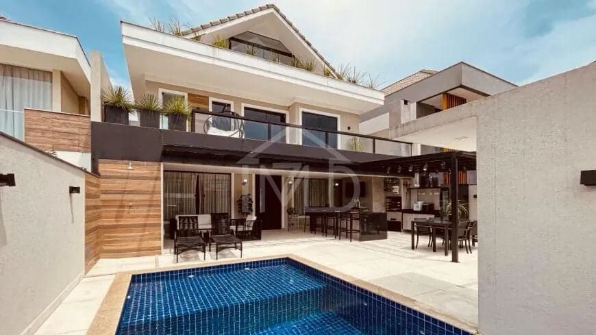 Casa de Condomínio em Rio de Janeiro - Recreio dos Bandeirantes