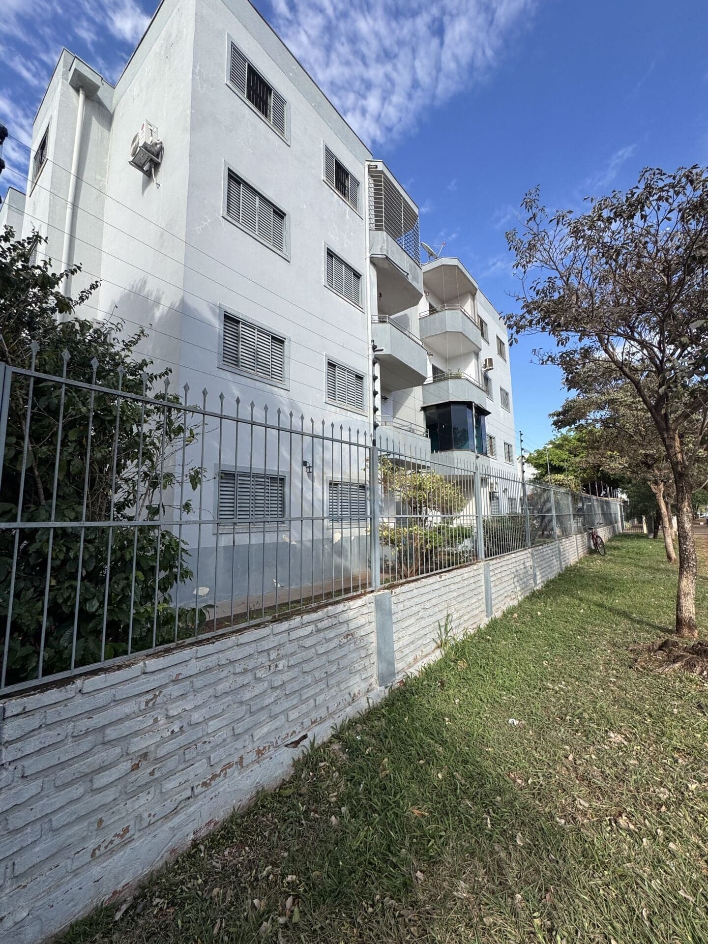 Apartamento em Centro, Dourados/MS